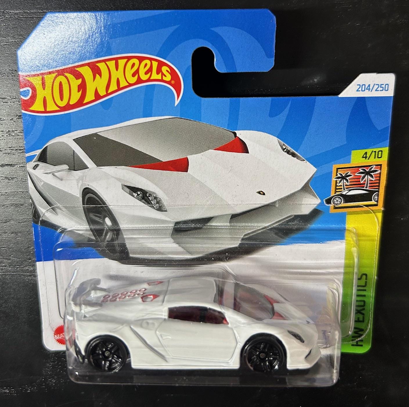 Hot Wheels Lamborghini Sesto Elemento-white With Red
