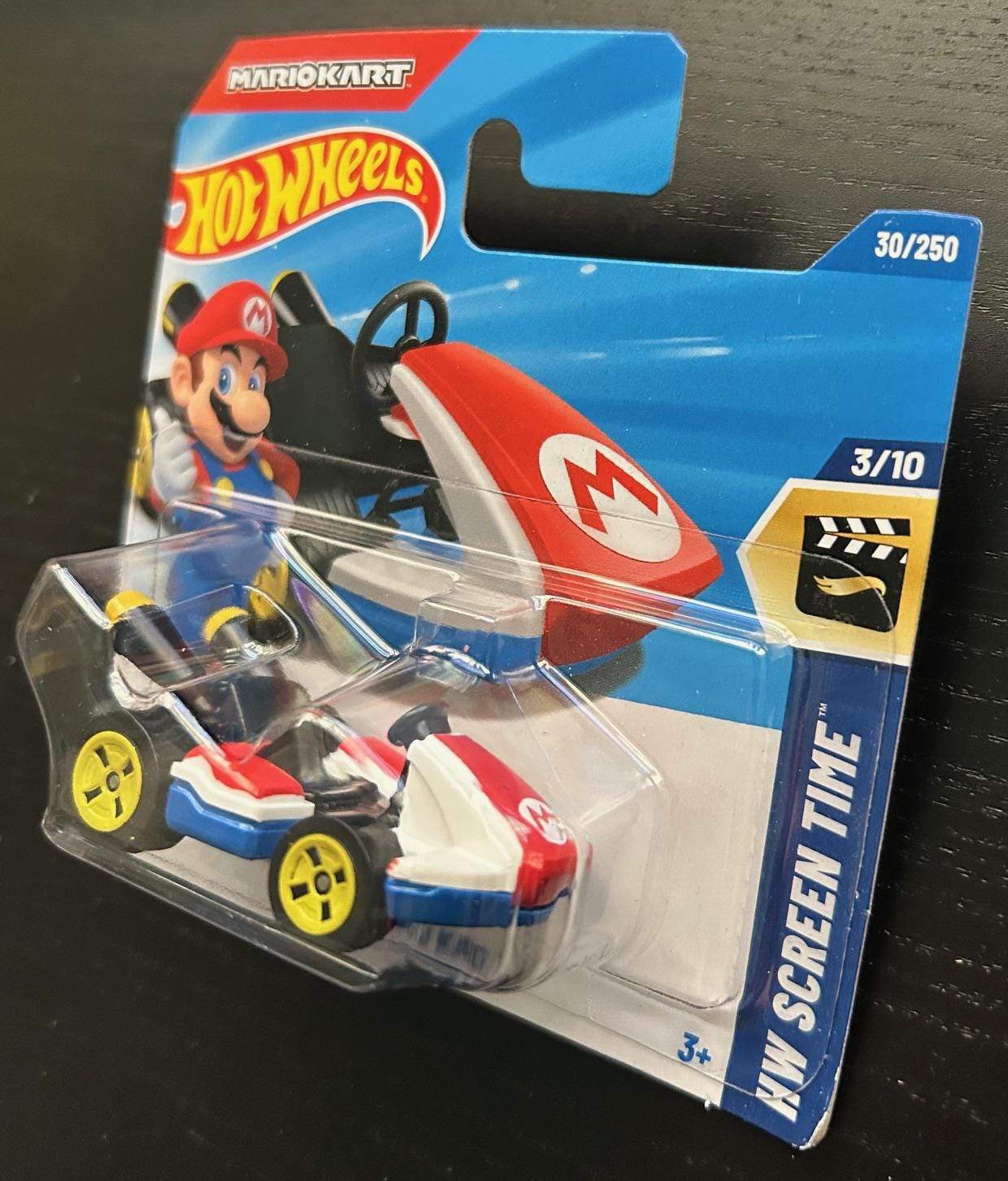 Hot Wheels Mario Kart- Mario White and Blue- HW Screen Time- Short