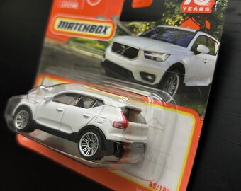 Matchbox Volvo XC40- White With Black Interior-short Card