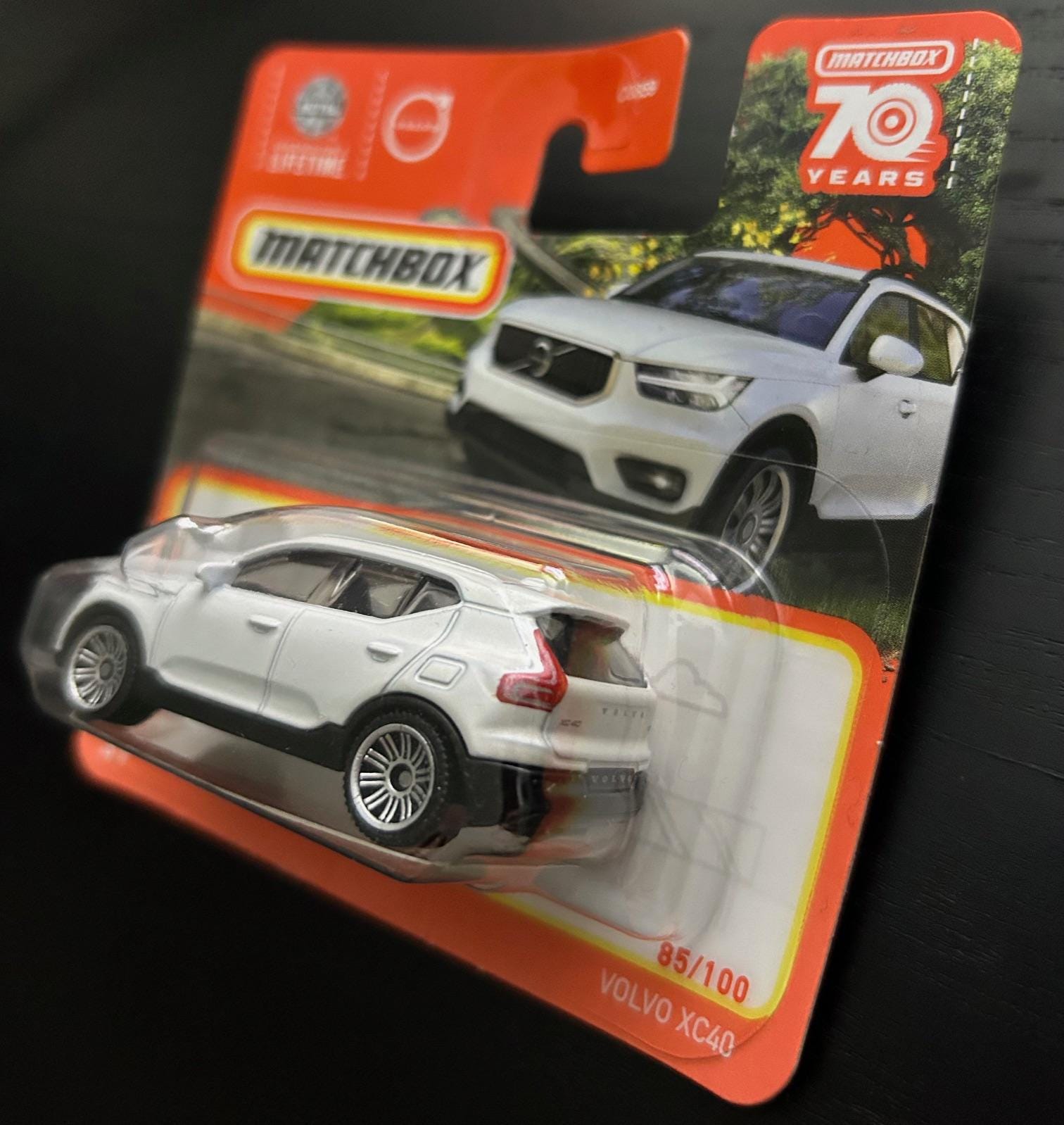 Matchbox Volvo XC40- White With Black Interior-short Card