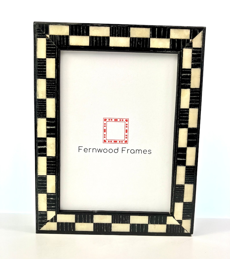 Inlaid Wood Picture Frame - Thumbnail 4