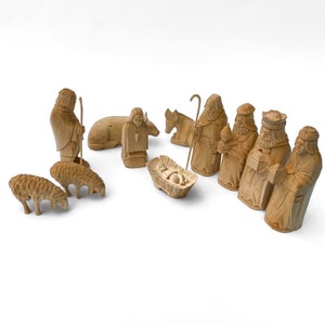 Wooden Nativity Set, Christmas Nativity Figurines, Hand Carved Nativity