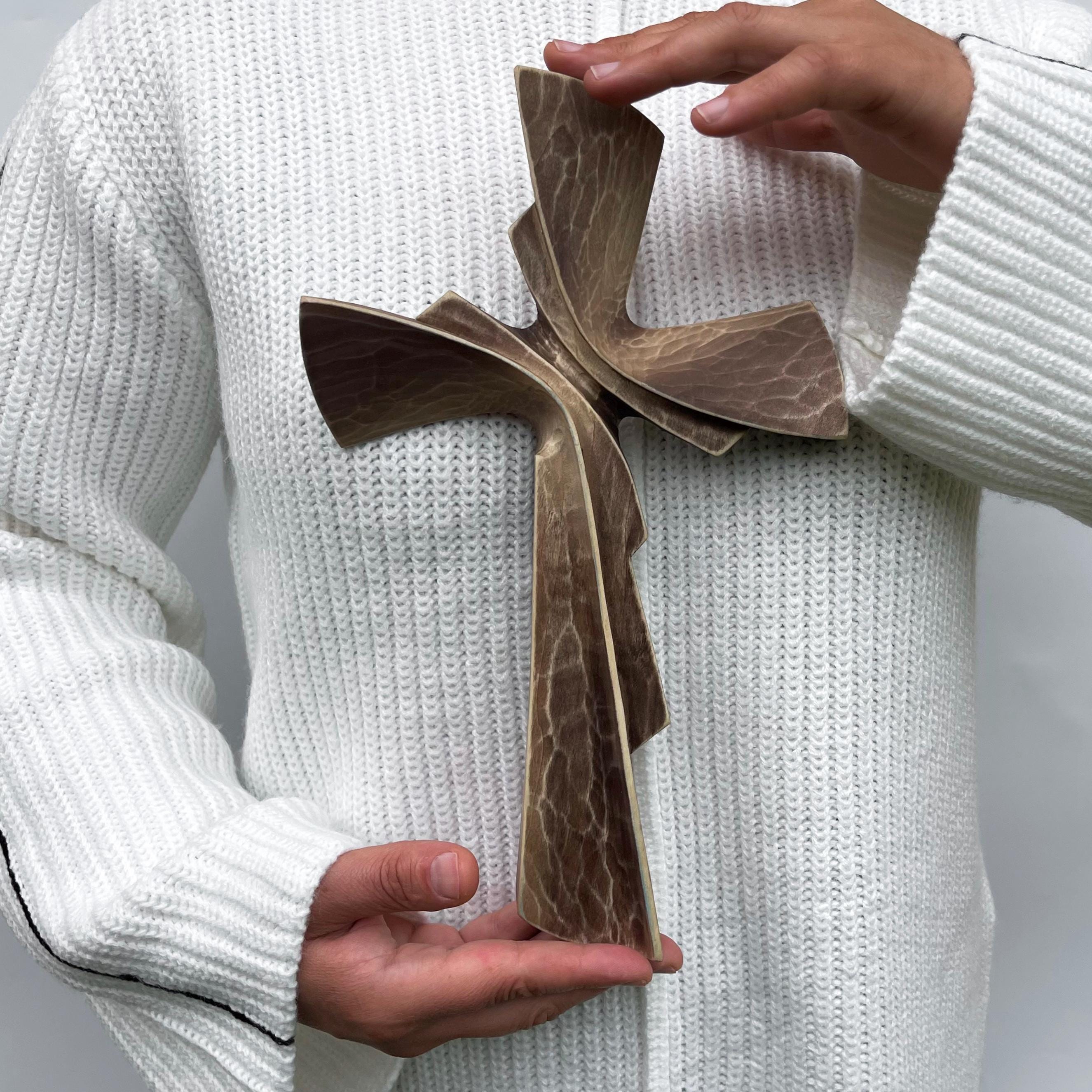 Hejhncii Crocifisso Da Parete In Legno Con Supporto - Croce Cattolica Religiosa Per Preghiera, 6x10,5 Cm