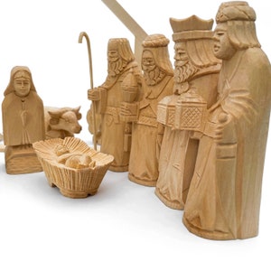 Holzkrippe, Weihnachtsgeschenk Krippe, handgeschnitzte Figur, Krippe Bethlehem 11 Stück, Szene Heilige Familie, Bibelfiguren