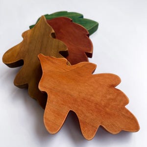 Wooden Leaf Cutout 4in, Hand Painted Fall collars 5 in Pack, Free Standing Leaves Shelf Sitter, Farmhouse Accent, Leaf Rustic Ornaments