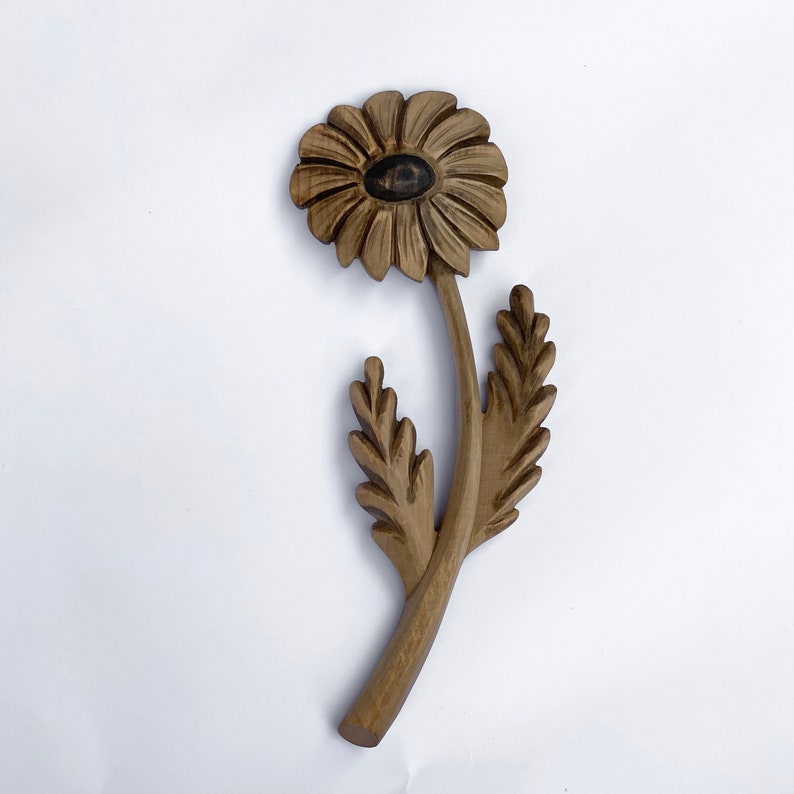 Wooden Daisy Carved Wood Flower Flower Wall Wood Flowers Etsy