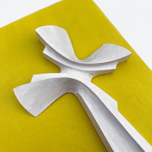 Weißes Holzkreuz, Wandbehang Kreuz, modernes Kreuz Dekor, religiöse Geschenke Kinder, christliches Kinderkrippe Kreuz, Taufe Geschenk Mädchen