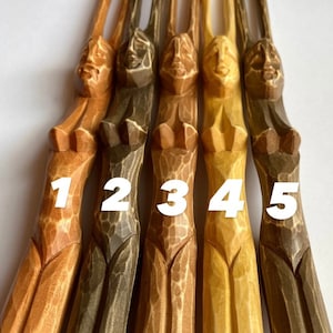 Holzschulter, Holzschulter, Rückenmassage, Holzgesichtdekor, geschnitztes Holzhaus, Holzgeschenk für ihn, lustiges Wohndekor