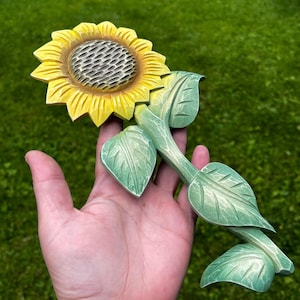 Sunflower Wooden Wall Decor, Modern Wood Flowers, Sunflower Artwork Carved, Sunflowers with Stems for Living Room, Fall Kitchen Decor