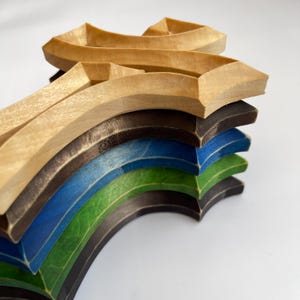Modernes geschnitztes Kreuz, Gebetswandkreuz, kleine Holzkreuze, dekorative christliche Kreuzwandkunst, Geschenke für Kinder, Innenbürokreuz