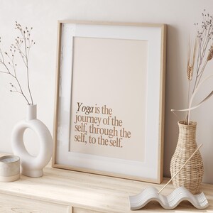 Yoga Poster, Bedeutung von Yoga, spirituelle Wandkunst, Achtsamkeit Deko, Geschenkidee für Yogis, Sanskrit, Yoga Studio Deko, minimalistisch