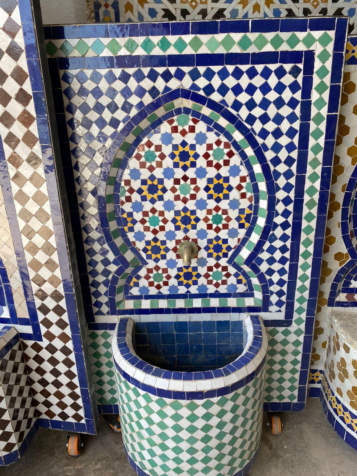 Custom Moroccan Mosaic Fountain – Handmade Zellige Tile Water Feature for Garden, Patio, or Home Decor