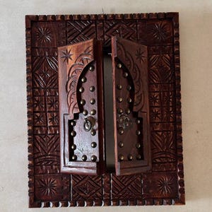 Moroccan Cedar Wood Window Wall Decor | Handcrafted Frame, Mirror, or Art Piece – Custom Sizes & Colors | Housewarming Gift | Free Shipping