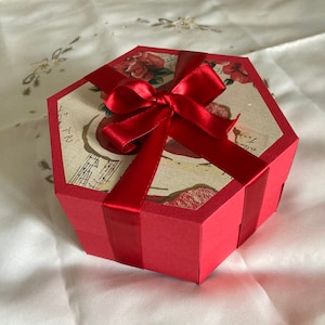 Valentine's Day gift, Mother's Day gift, explosion photo box for birthday/anniversary/wedding/engagement/, regalo speciale, mini foto album,