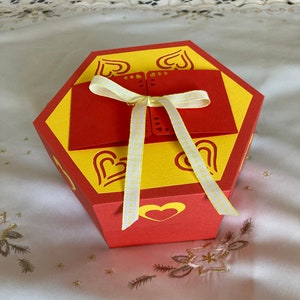 Mother's day gift, explosion photo box for birthday/anniversary/wedding/engagement/Valentine's day gift, regalo speciale, mini foto album,