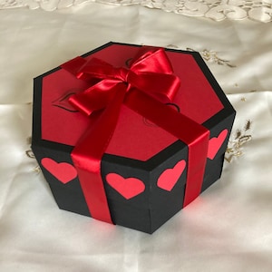 Valentine's Day gift, Mother's Day gift, explosion photo box for birthday/anniversary/wedding/engagement/, regalo speciale, mini foto album,