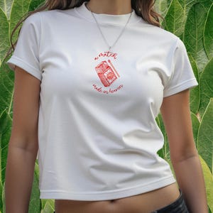 Maglietta per neonati retrò Match Box, Maglietta Match, Maglietta per neonati carina, Maglietta corta Y2k Baby tee, Maglietta per neonati anni '90, Top corto Y2k