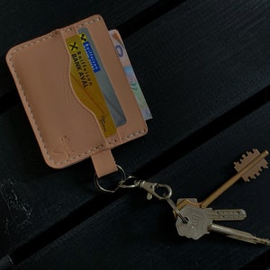 Porta carte con moschettone, porta carte da donna, porta carte minimalista, porta carte compatto, porta carte in pelle, portafoglio personalizzato, portachiavi portafoglio
