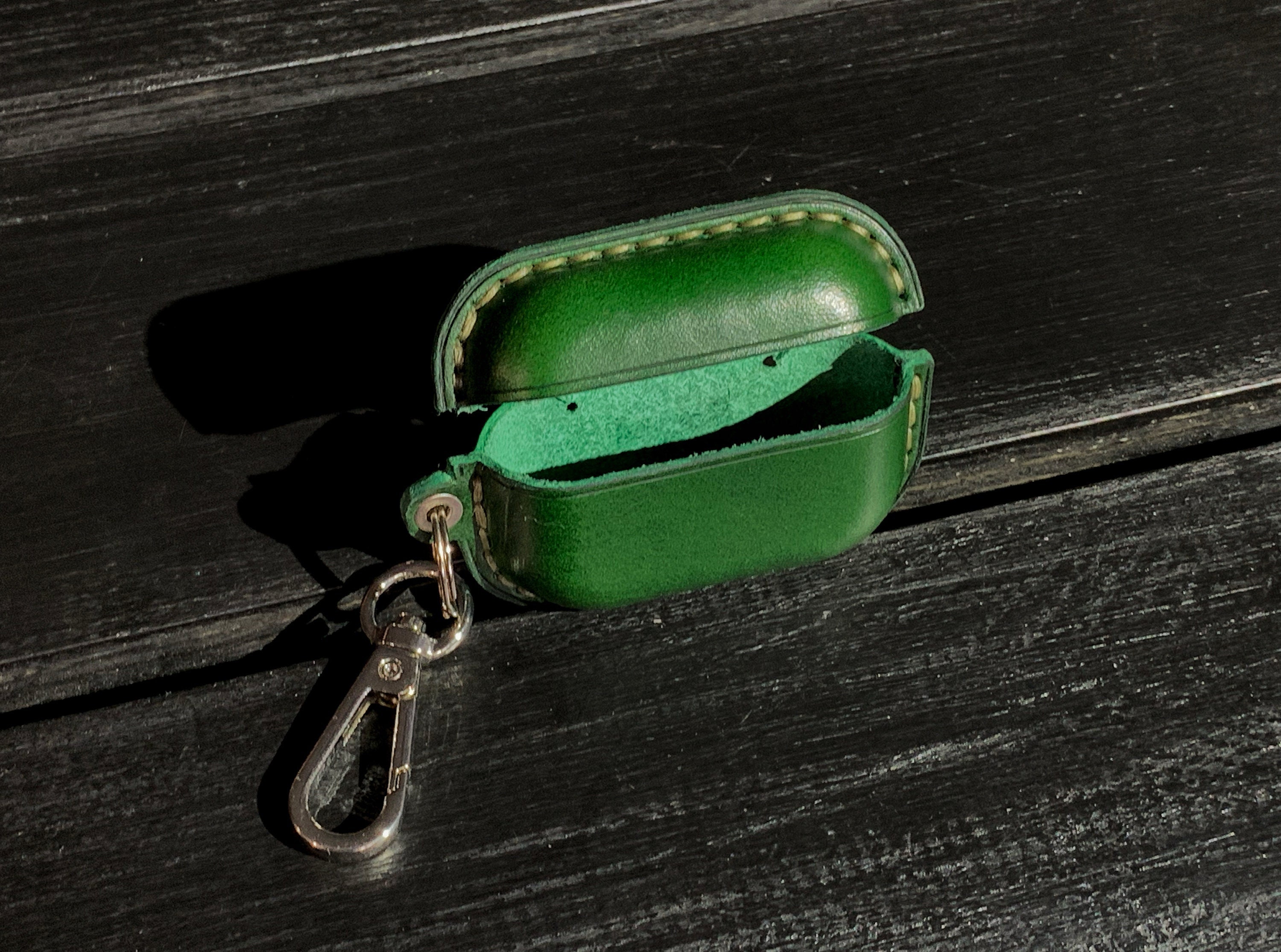 AirPod case with carabiner,airpod pro2 case,airpod 4 case,airpod 3 case,Personalized leather Airpod case,AirPods case with hook, custom case