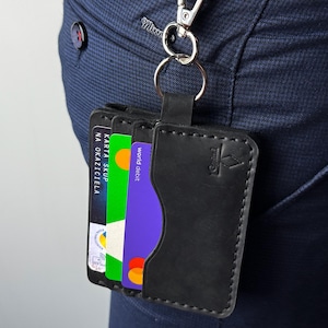 Gegraveerde leren kaarthouder, slanke portemonnee voor identiteitskaarthouder, leren herensleutelhanger, gegraveerde kaarthouder, cadeau voor vrienden, cadeau voor hem