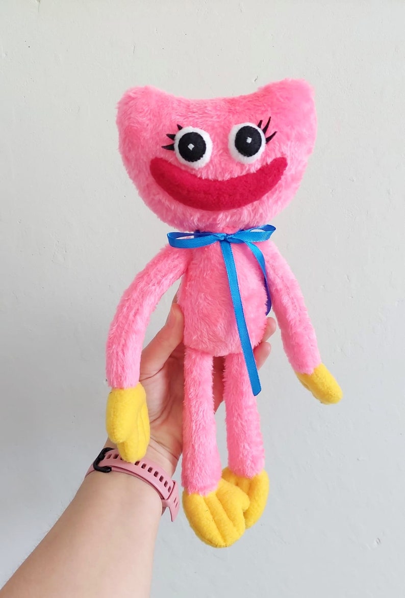 Покажи игрушки из poppy playtime Покажи игрушки из poppy playtime