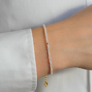 Moonstone gemstone bracelet with 18k gold plated details, healing stone bracelet, moonstone bracelet, personalized bracelet