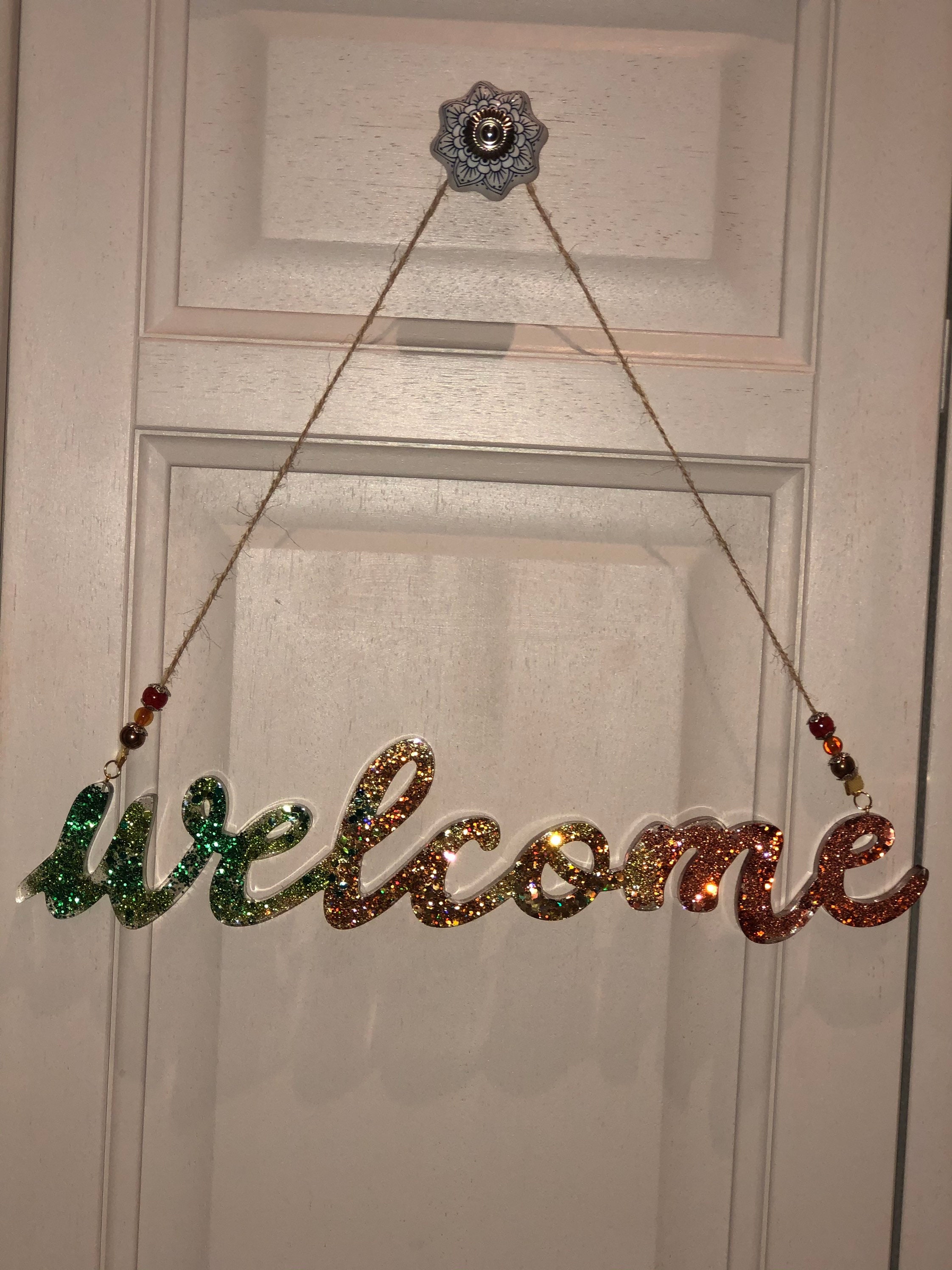 Mot Welcome Trois Couleurs à Suspendre