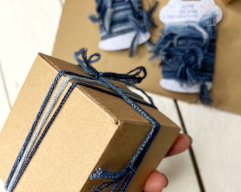 UPCYCLED DENIM YARN, 2mm Handmade String for Tags, Gift Wrapp, Scrapbooking, Weaving, Invitation ir Scrap, 5m/10 Art Yarn Sample