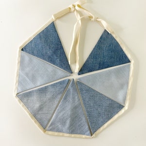 With this little rustic farmhouse garland brighten up your little kid room, home or garden, can be a gift.