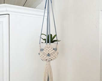Upcycled denim macrame plant hanger, Indoor plant holder for hanging pots, Boho home decor gift for plant lovers, Mother day gift