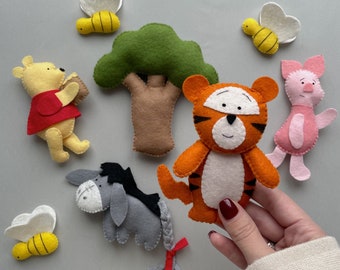 Winnie the Pooh felt Pattern, Set of 5 PDF plushie pattern, pooh bear and friends piglet Wallpapers bee Eeyore ass,Baby mobile pattern, DIY