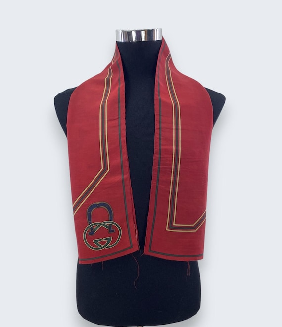 90s GUCCI vintage scarf グッチ スカーフ Rare 90s Vintage Gucci Silk Scarf – Red Luxurious Long