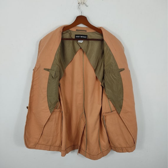 Authentic Authentic Vintage Issey Miyake Coat Tai… - image 3