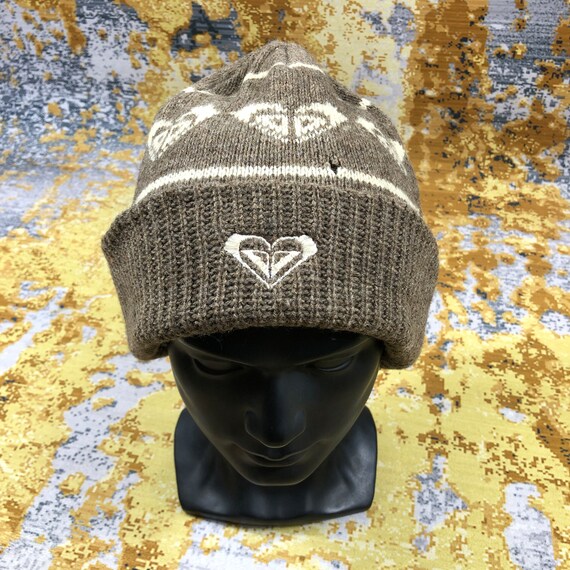roxy bobble hat