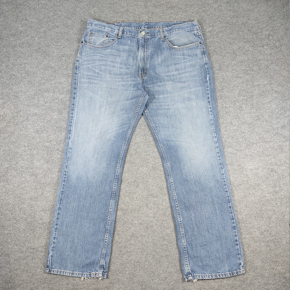 42 x 32.5 Vintage Levis 559 Jeans Light Wash Distr