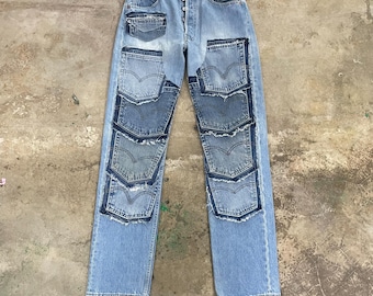 Klaar voor verzending 31 x 34 vintage jaren 90 Levi's 501 herwerkte jeans dubbele knie patchwork distressed denim