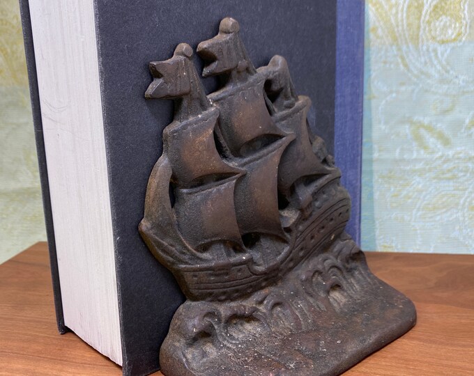 2 Cast Iron Bookends, Schooner Bookends, Vintage Library Decor, Tall Ship Bookend, Nautical