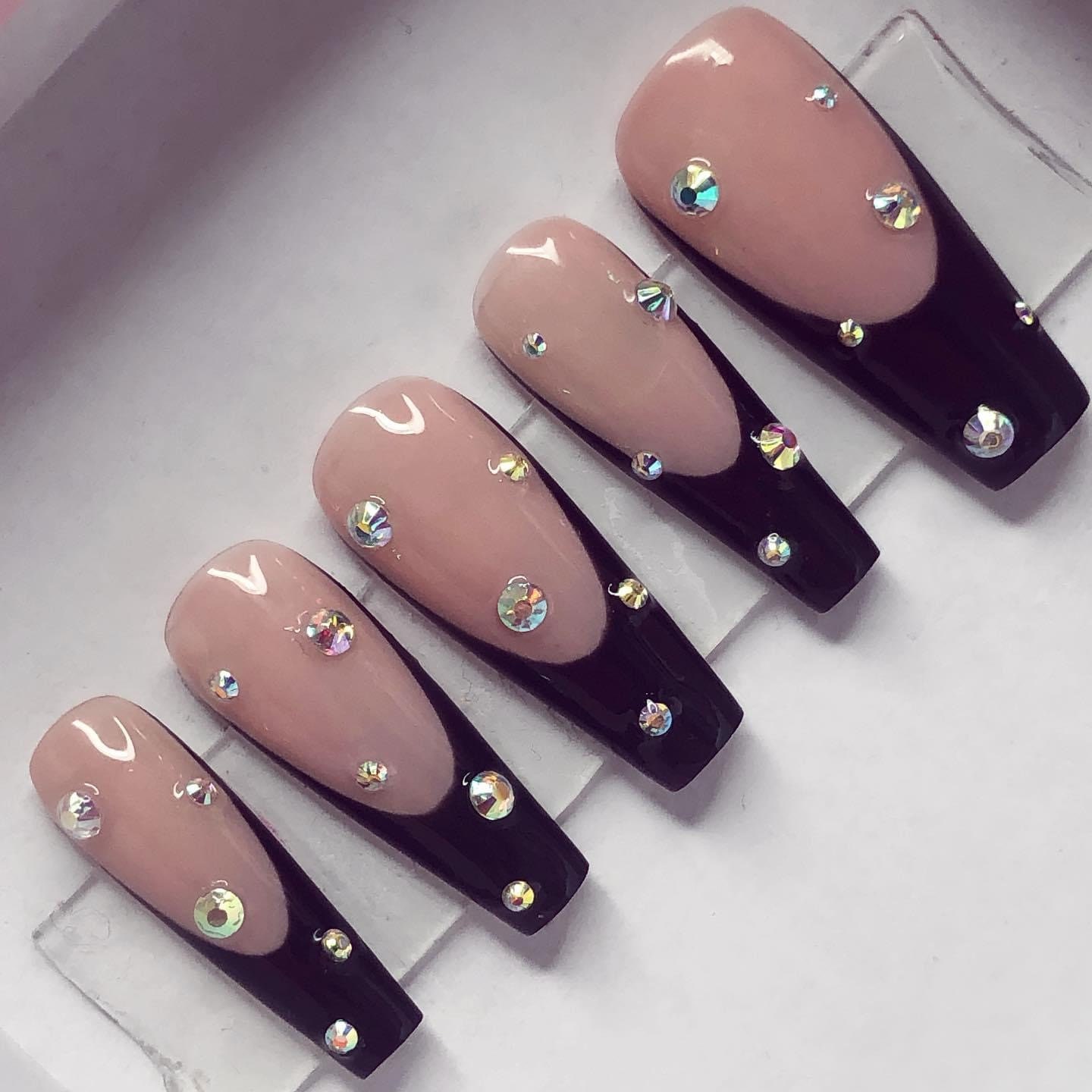 Black French Tip Press on Nails | Etsy