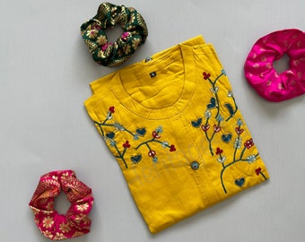Floral embroidered kurta