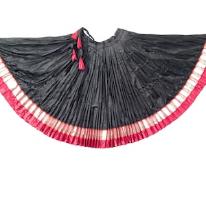 Kinkhaab Border Pleated Skirts