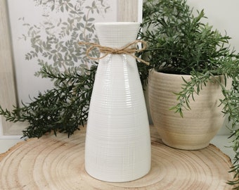 Ceramic Bud Vase With Tie Rope 19cm / White Vase