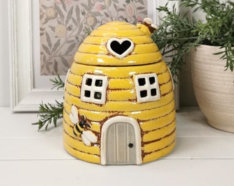 Beehive Dome Wax Melt Burner, Yellow, Bee Gift,  Village Pottery