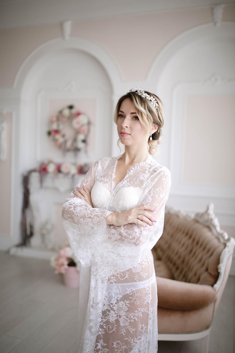 Chantilly Lace bridal robe Bride robes white long Wedding getting ready lace kimono bild 6