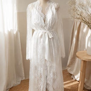 Luxury Chantilly lace bridal robe for wedding day preparation