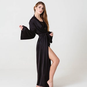 Peignoir noir long pour femme Gothique maxi kimono Peignoir boudoir en satin de soie