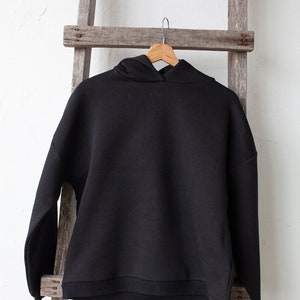Black casual woman's/man's jumper and trousers set image 2
