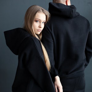 Black casual man's/woman's jumper and trousers set image 4