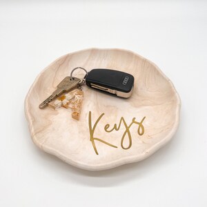 Round key rack Keys key tray beige marble image 4