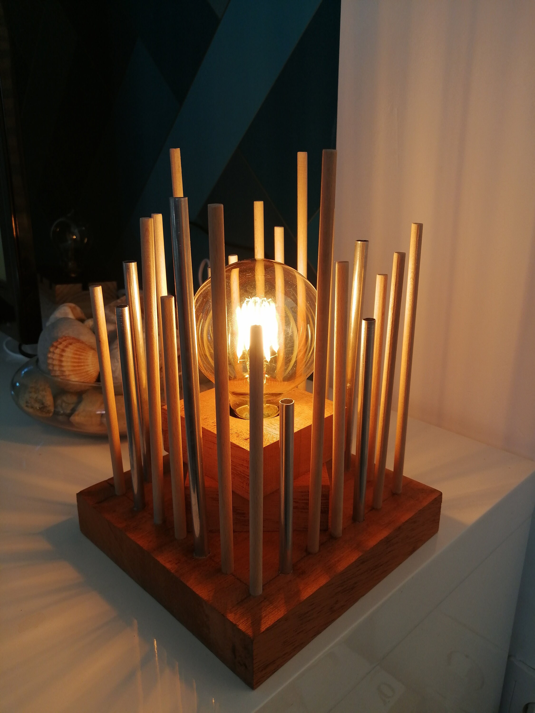 Lampe à Poser en Bois et Métal