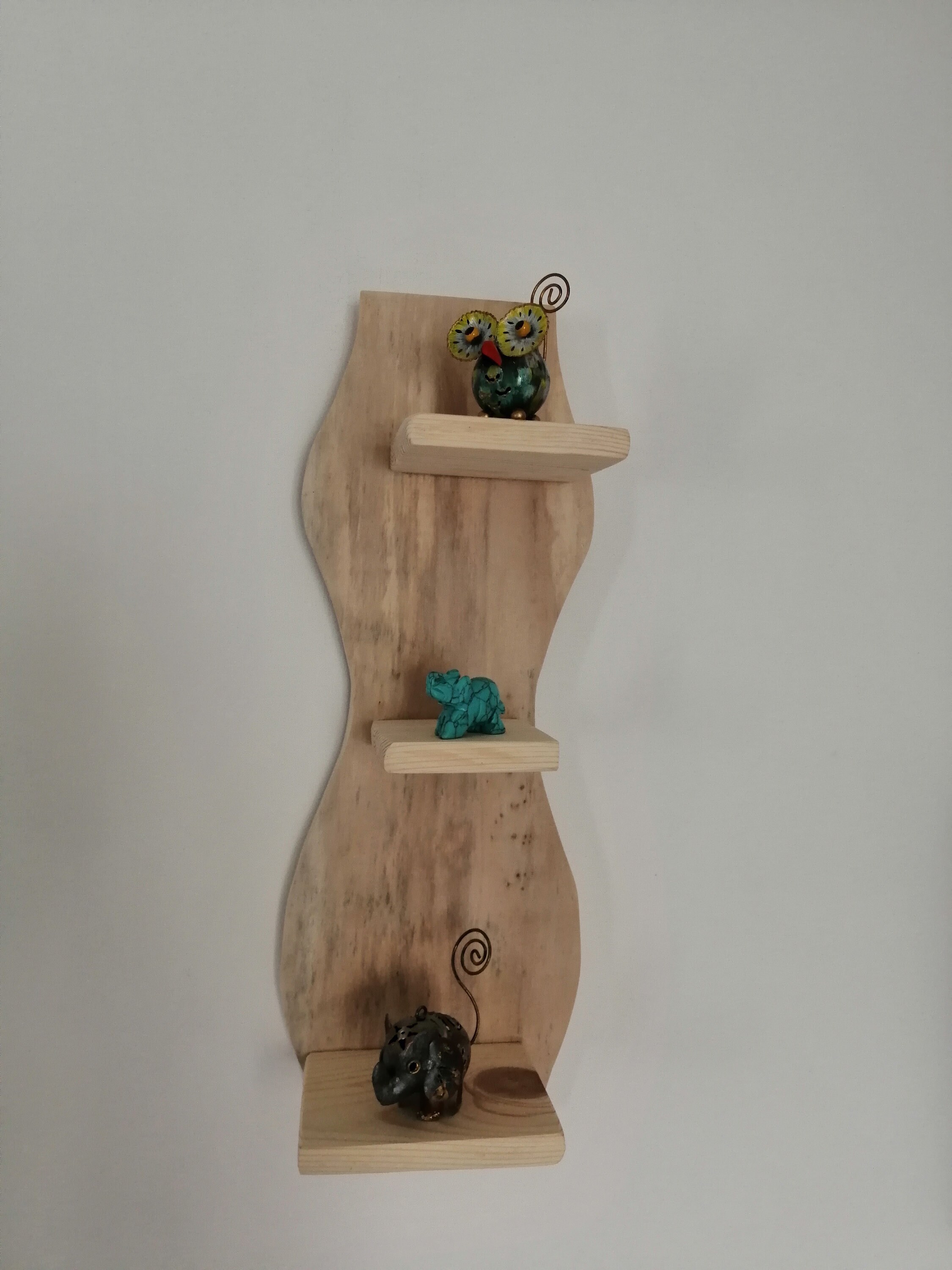 Etagère Déco Bois Fait Main Forme Ondulée